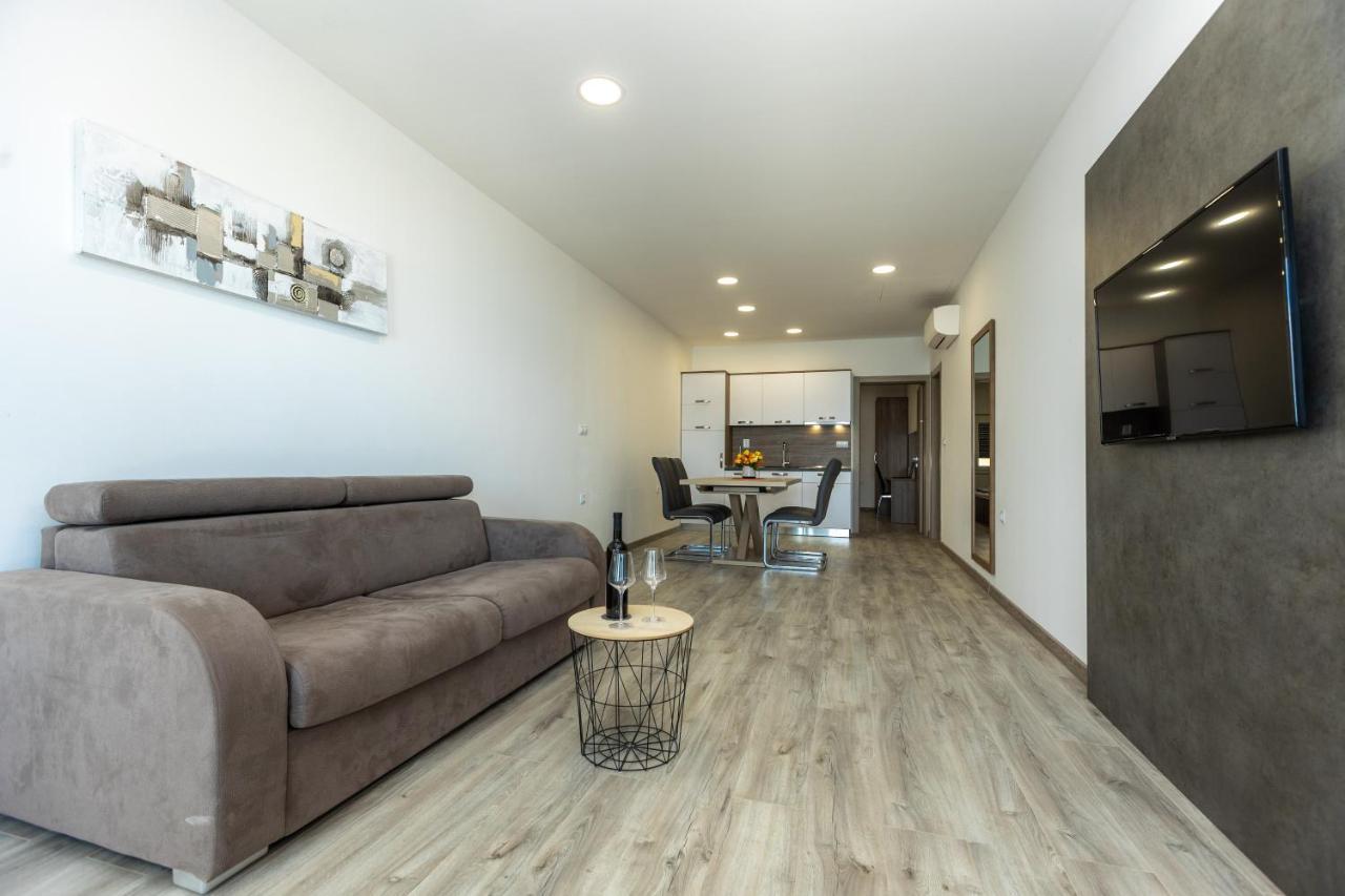 Apartments Maris スベティ・フィリップ・イ・ヤコブ エクステリア 写真
