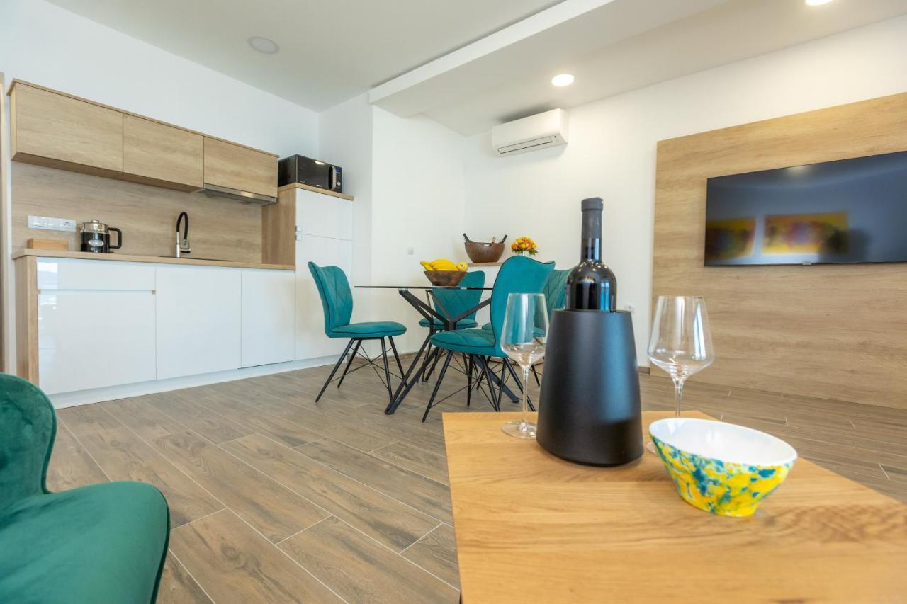 Apartments Maris スベティ・フィリップ・イ・ヤコブ エクステリア 写真